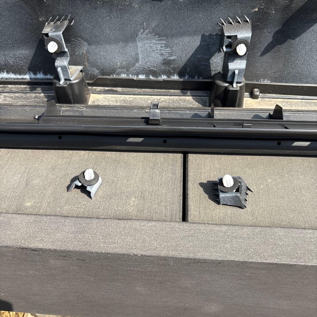 アルファード40 フロントマットガード左右 スライドマットガード左右(ジャンク)