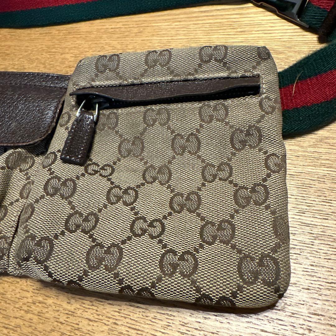 よる　Gucci GGキャンバス ボディバッグ162962