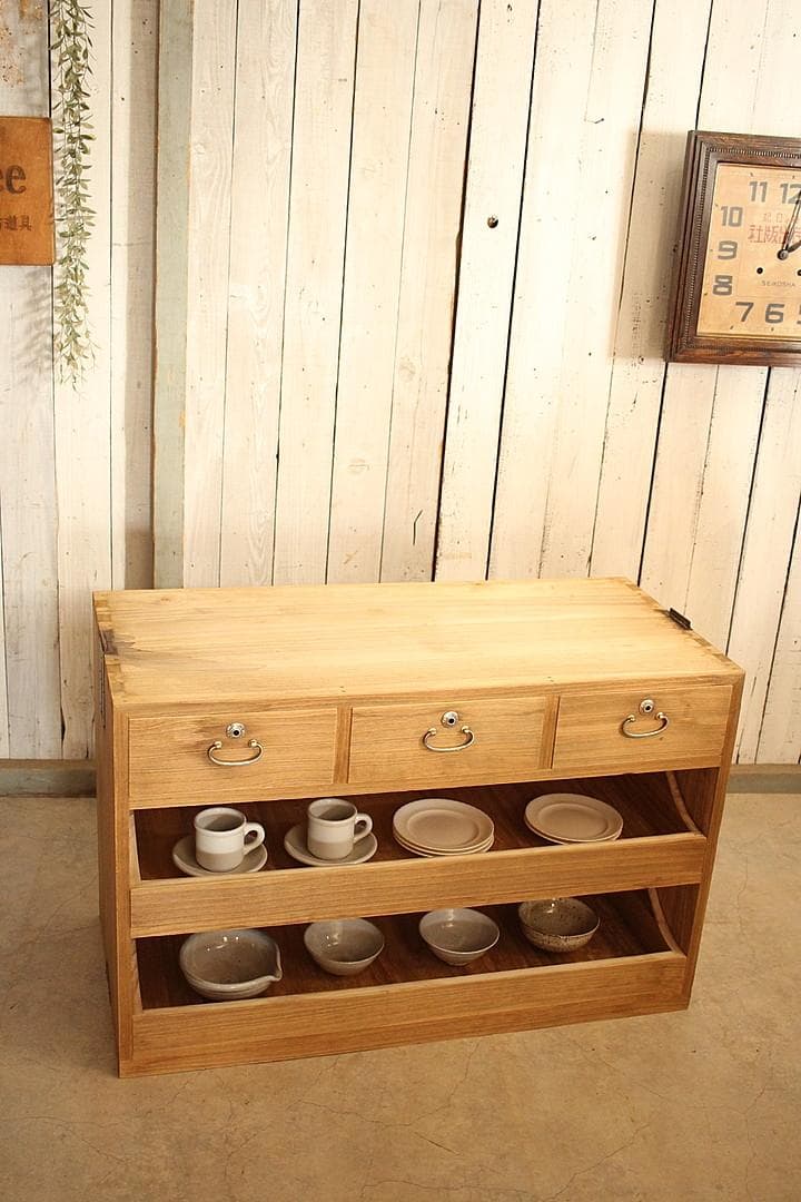 古い木製の引き出し5杯　チェスト　食器棚　古家具　古民家　時代家具