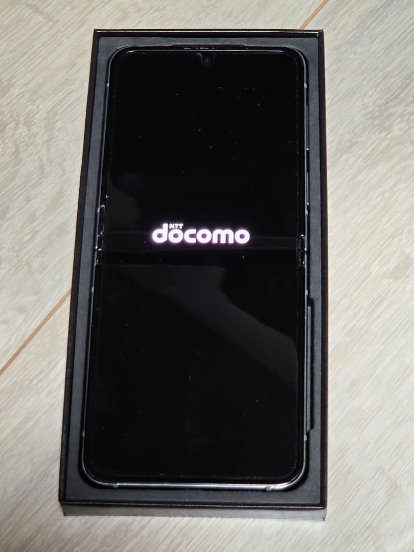 スマートフォン本体 Galaxy Z Flip5 Mint 256GB docomo