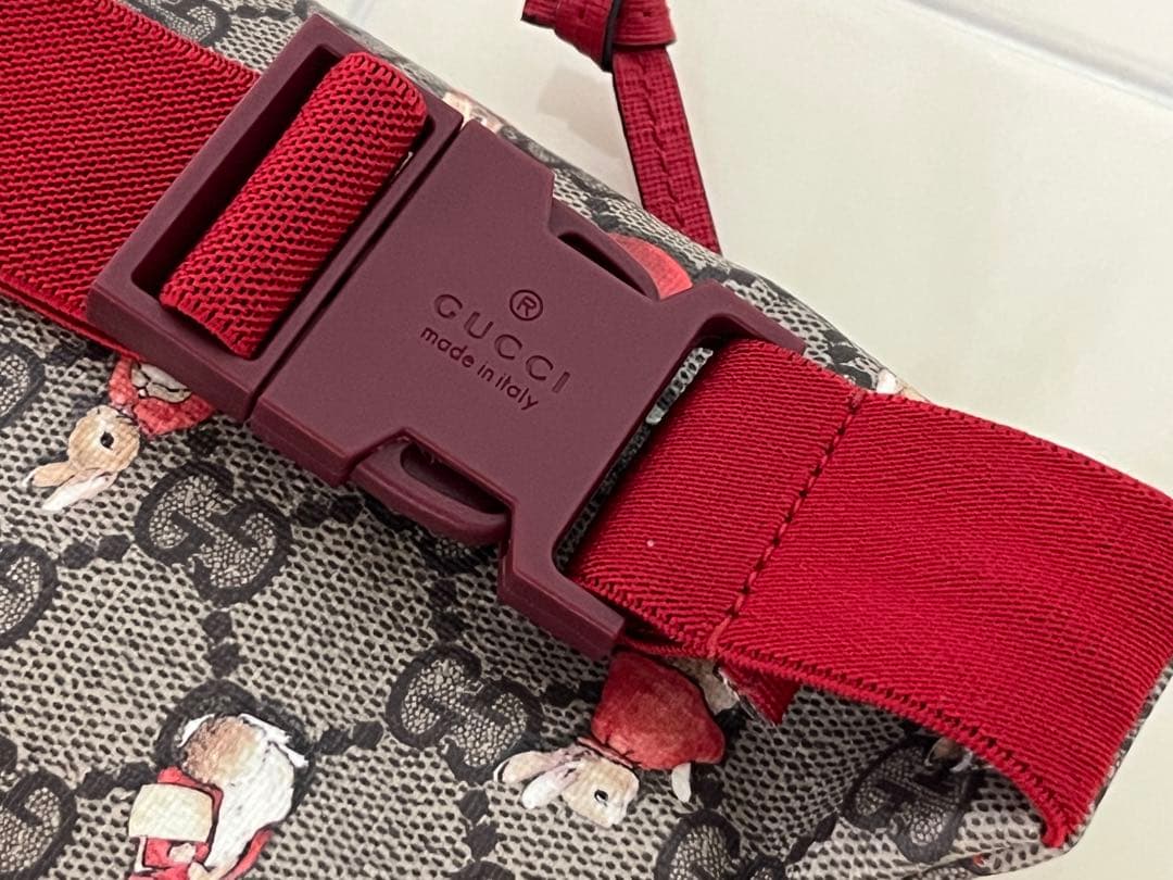 GUCCI ウエストポーチ ピーターラビット ウサギとリンゴ レディース グッチ