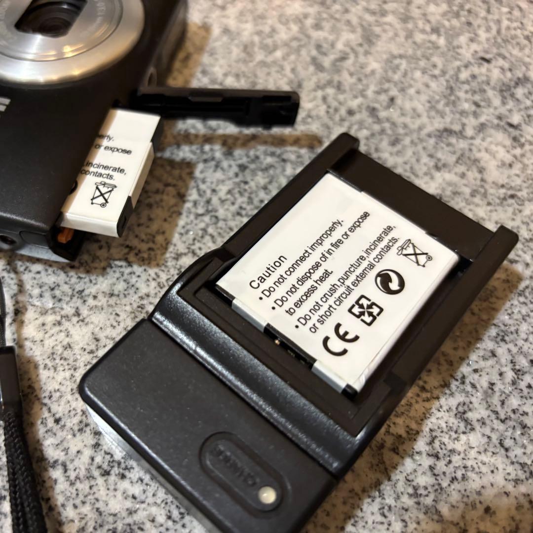 Canon PowerShot A4050 IS コンパクトデジタルカメラ