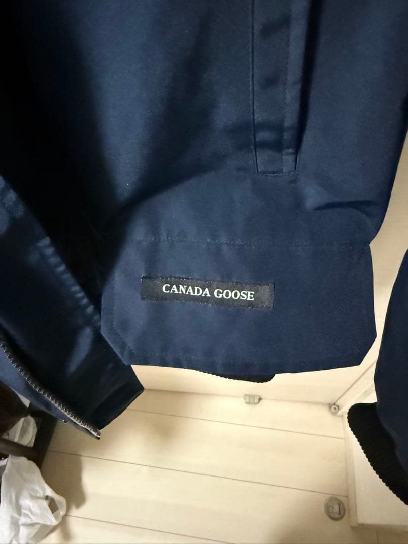 限*送様 【希少カラーネイビー】 カナダグースダウンジャケット XS