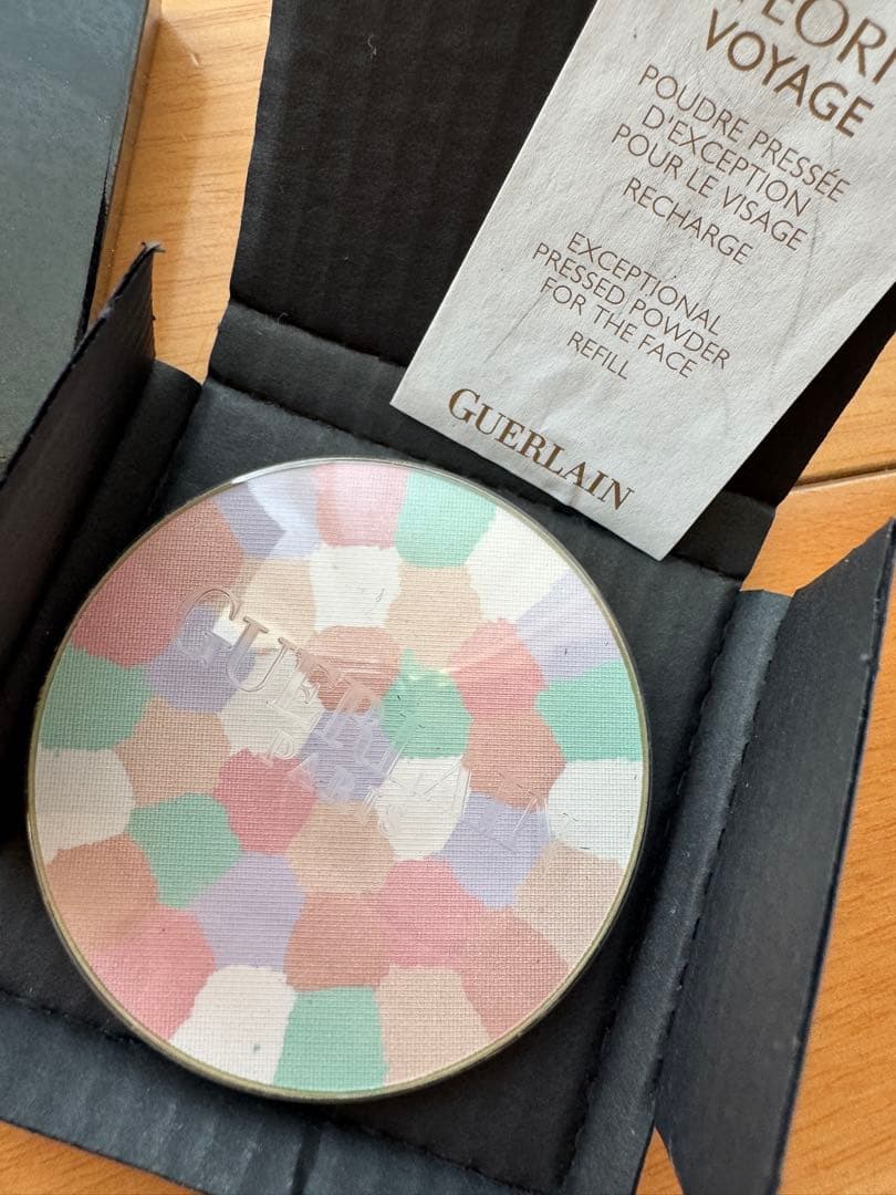 Guerlain Météorites Voyage プレストパウダー