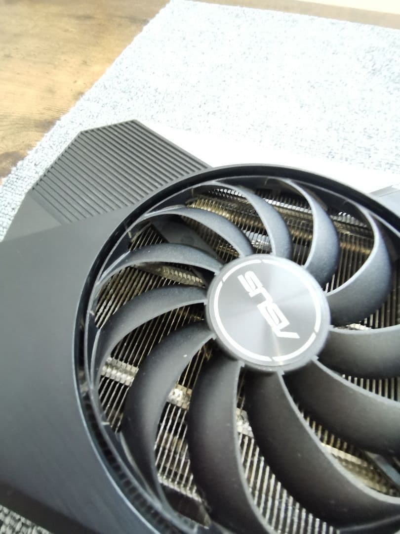 ASUS GeForce RTX 3070 OC 8GB　グラフィックボード