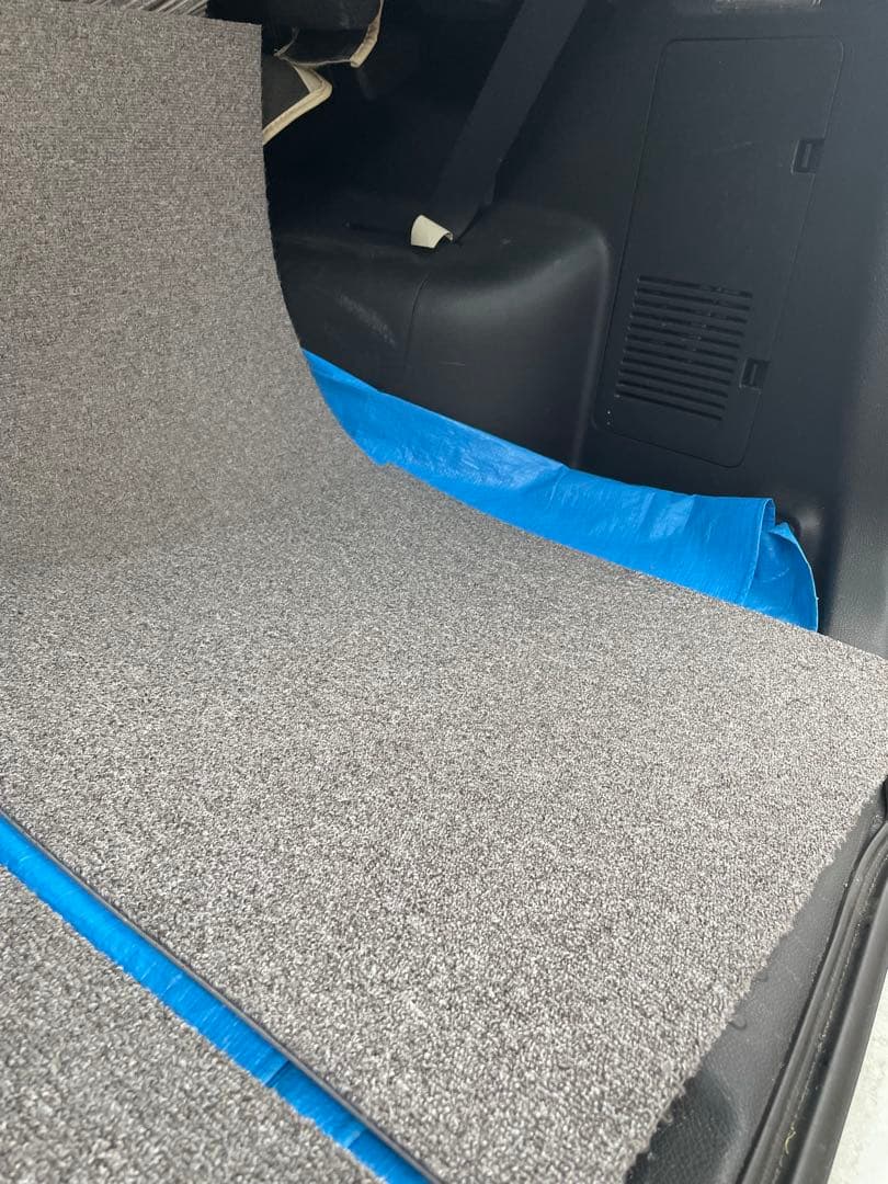 大量タイルカーペット グレー　宮城　150枚