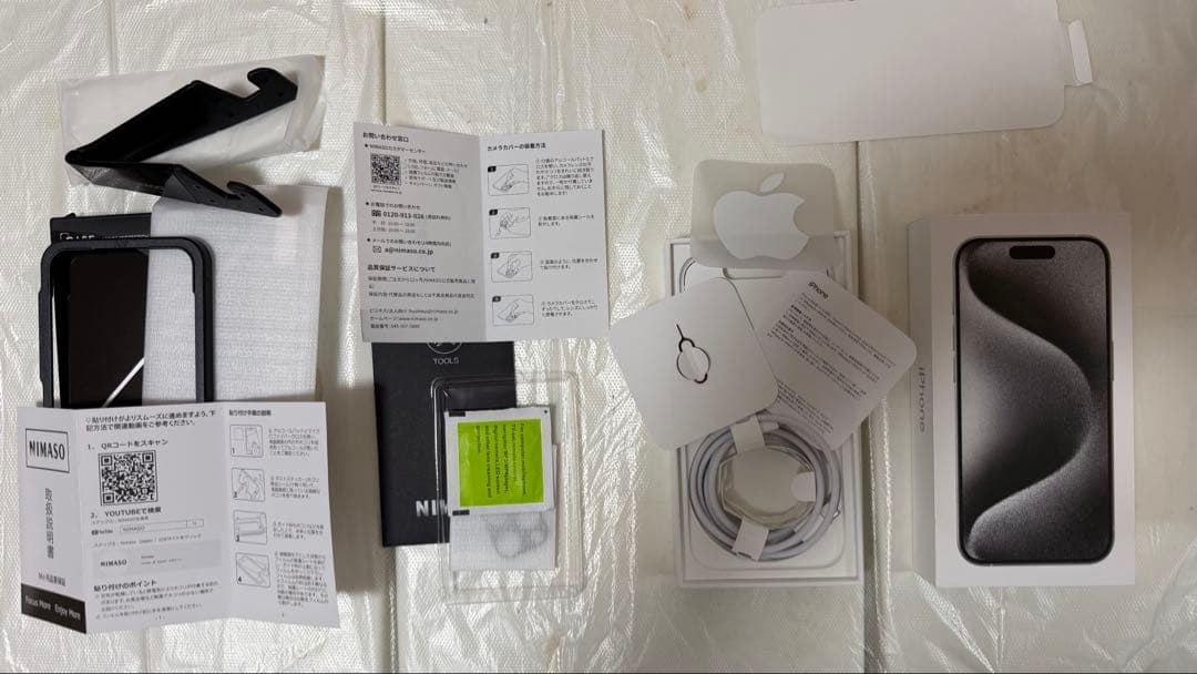 値下!!⭐️iPhone15proケース、カバー、レンズカバー、ネックストラップ付