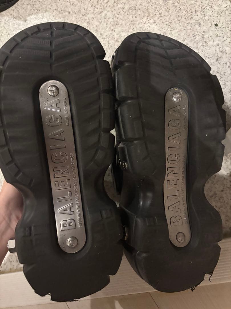 え*す様 バレンシアガ×クロックス