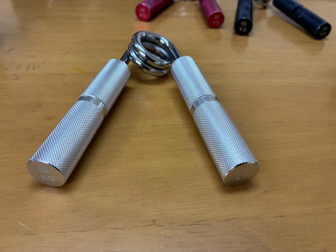 竹井機器工業　デジタル握力計　グリップＤ　握力グリップ　ボートレーサー試験