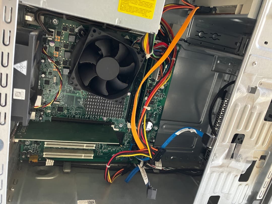 DELL Vostro 460 ミニタワー　ジャンク扱い