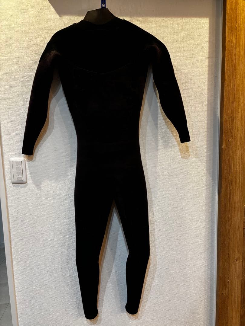 ウェットスーツ　AIRTIGHT 5×3LCZ セミドライ