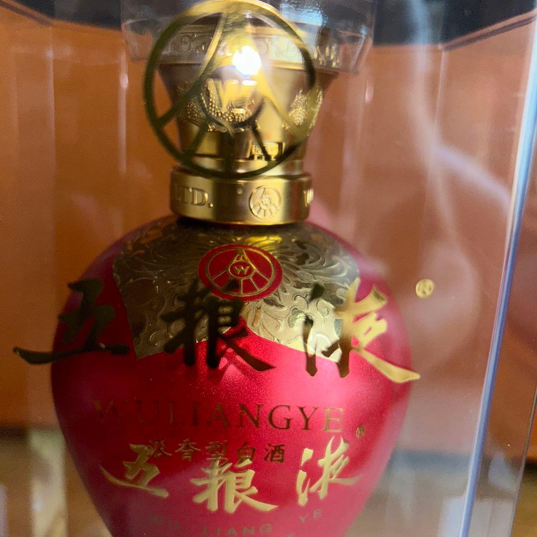 五粮液　赤ボトル