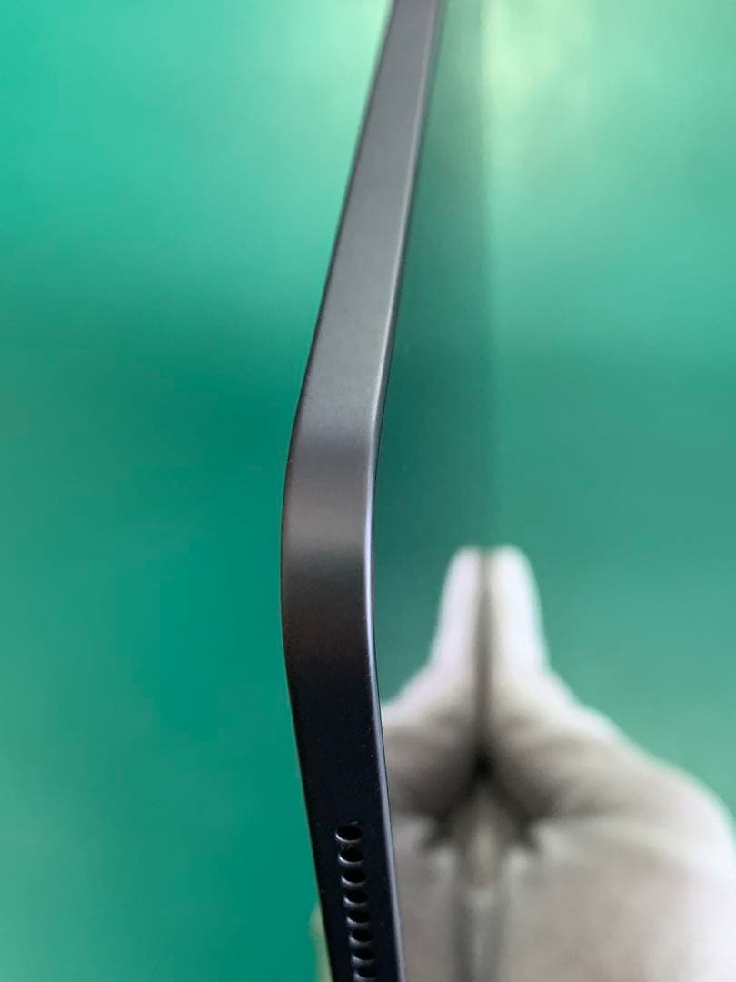 iPad Air 第5世代 Wi-Fiモデル 国内版 64GB MME23J/A