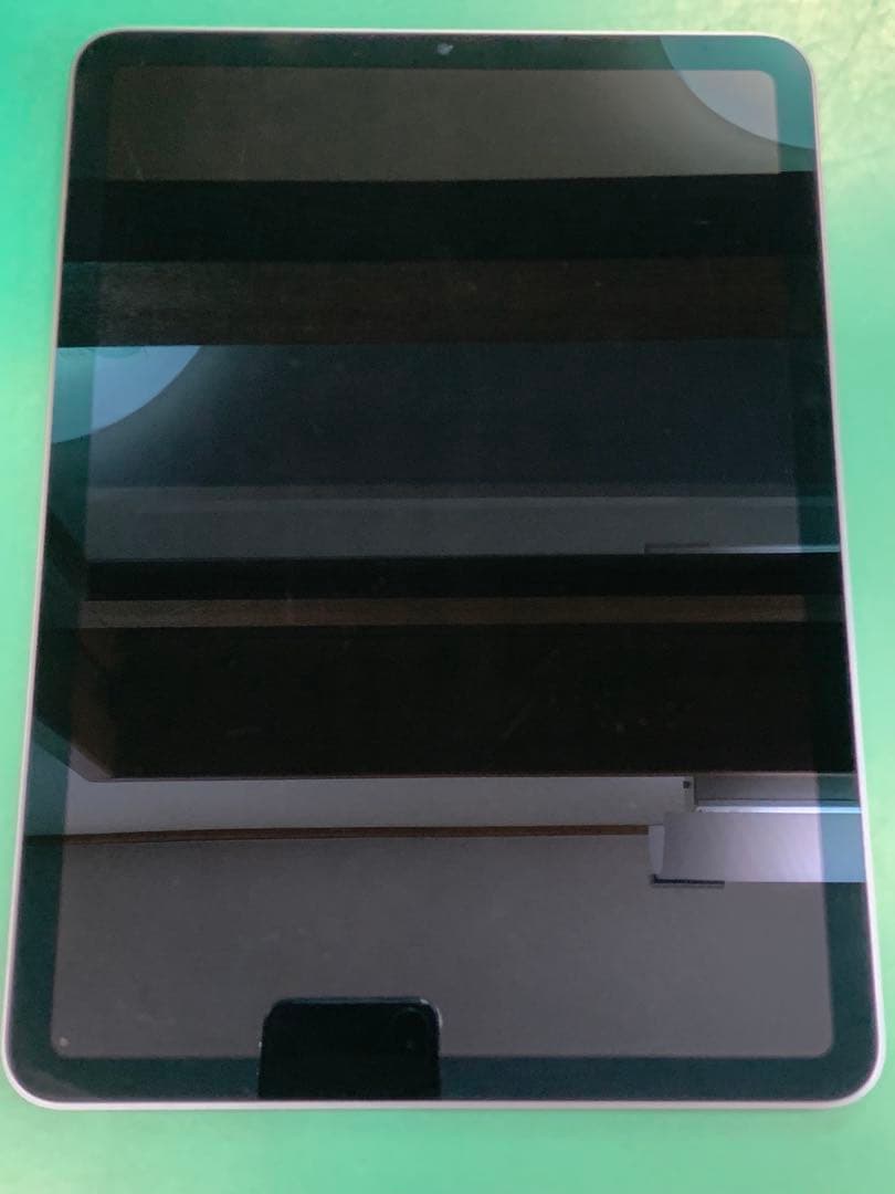 iPad Air 第5世代 Wi-Fiモデル 国内版 64GB MME23J/A