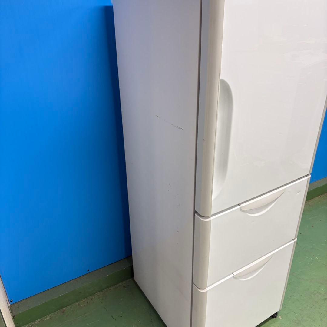 703 冷蔵庫　小型　大型　一人暮らし　200L〜300L　右開き　半年保証