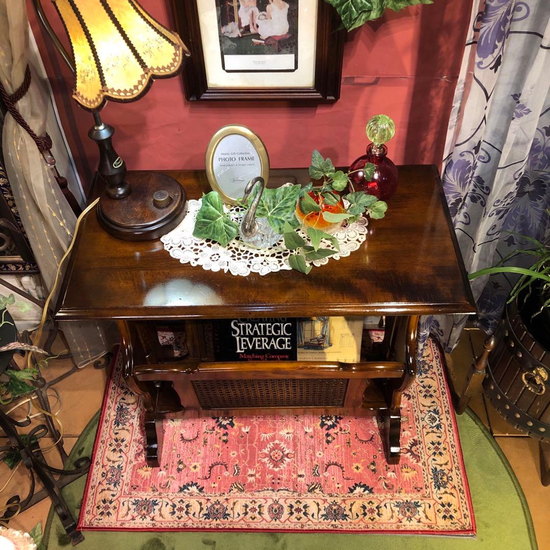 美品　カリモク　ヴィンテージ　コロニアル サイドテーブル