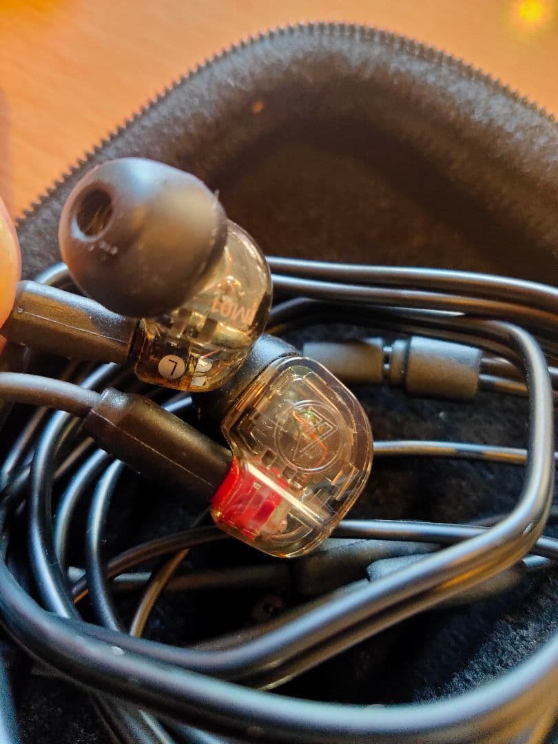 オーディオテクニカ 有線イヤホン IM01