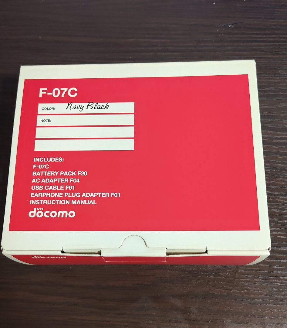docomo F-07C Windows7搭載ケータイ