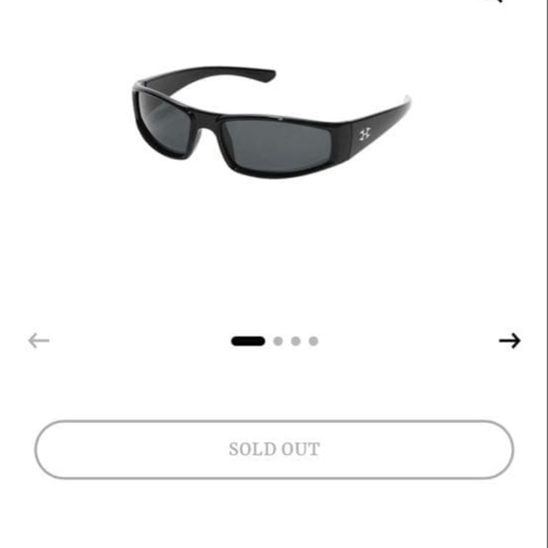 最終値下げhelix LOGO SUNGLASSES BLACK io着用