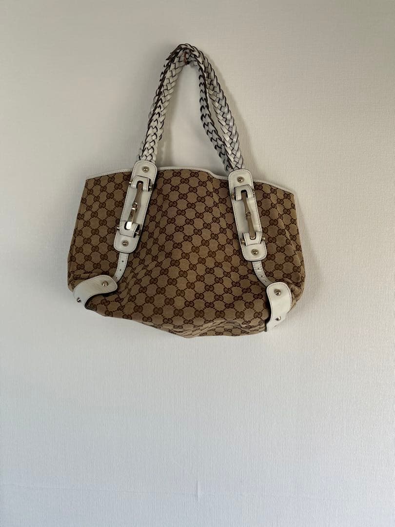 Gucci ブラウンショルダーバッグ 美品