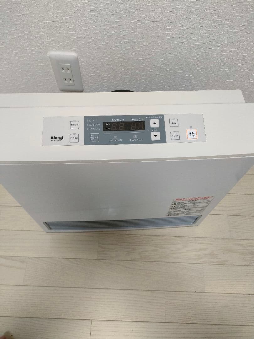 リンナイ　ガスファンヒーター　 RC-S5801E　LPガス用 2017年製