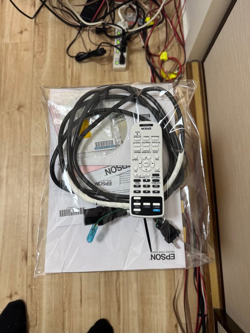 EPSON EH-TW5350プロジェクター 本体