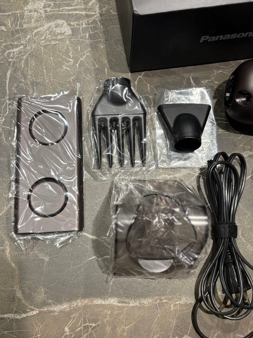 ヘアードライヤー ナノケア　nanocare ULTIMATE EH-NC80