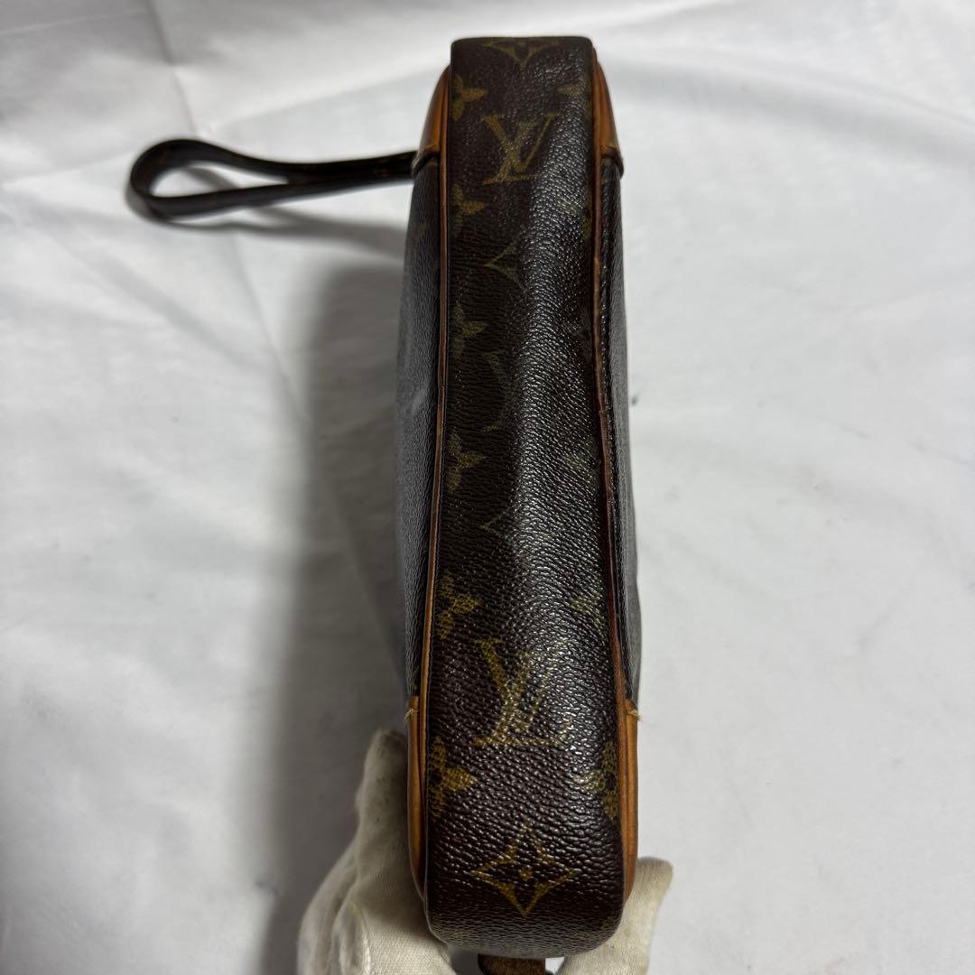 高級　ルイヴィトン　セカンドバッグ　マルリードラゴンヌ　ブラウン