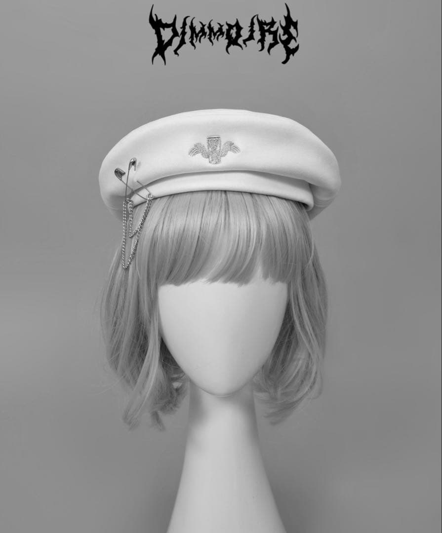 【〇】DimMoire ロゴ刺繍スウェードベレー帽 WHITE