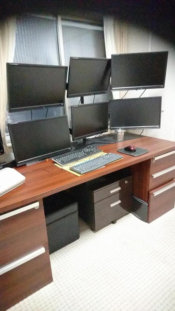 マルチパソコン　　デスクトップ　ディトレーダー向き