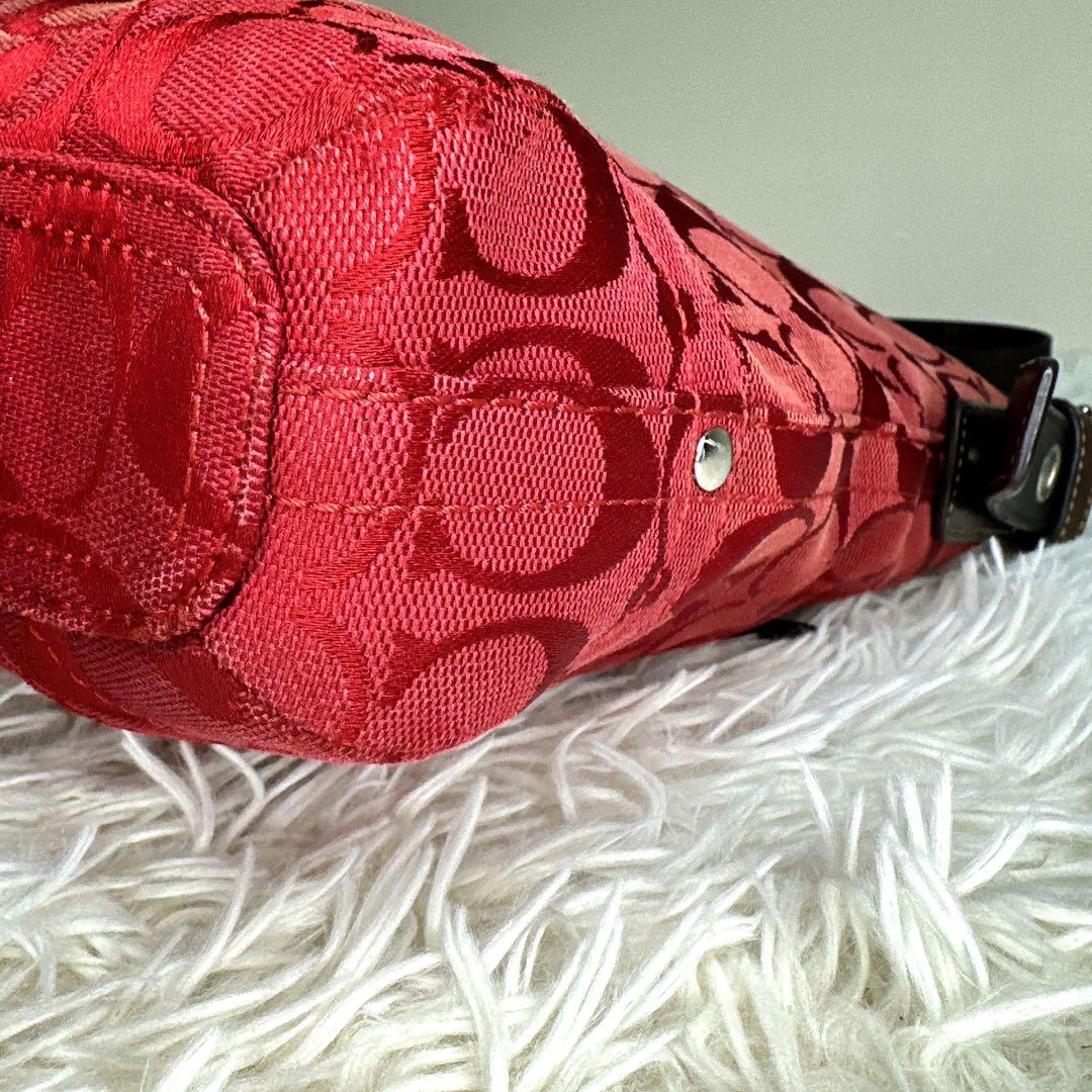 希少 COACH シグネチャー柄 ショルダーバッグ 赤 希少色 キーリング付き