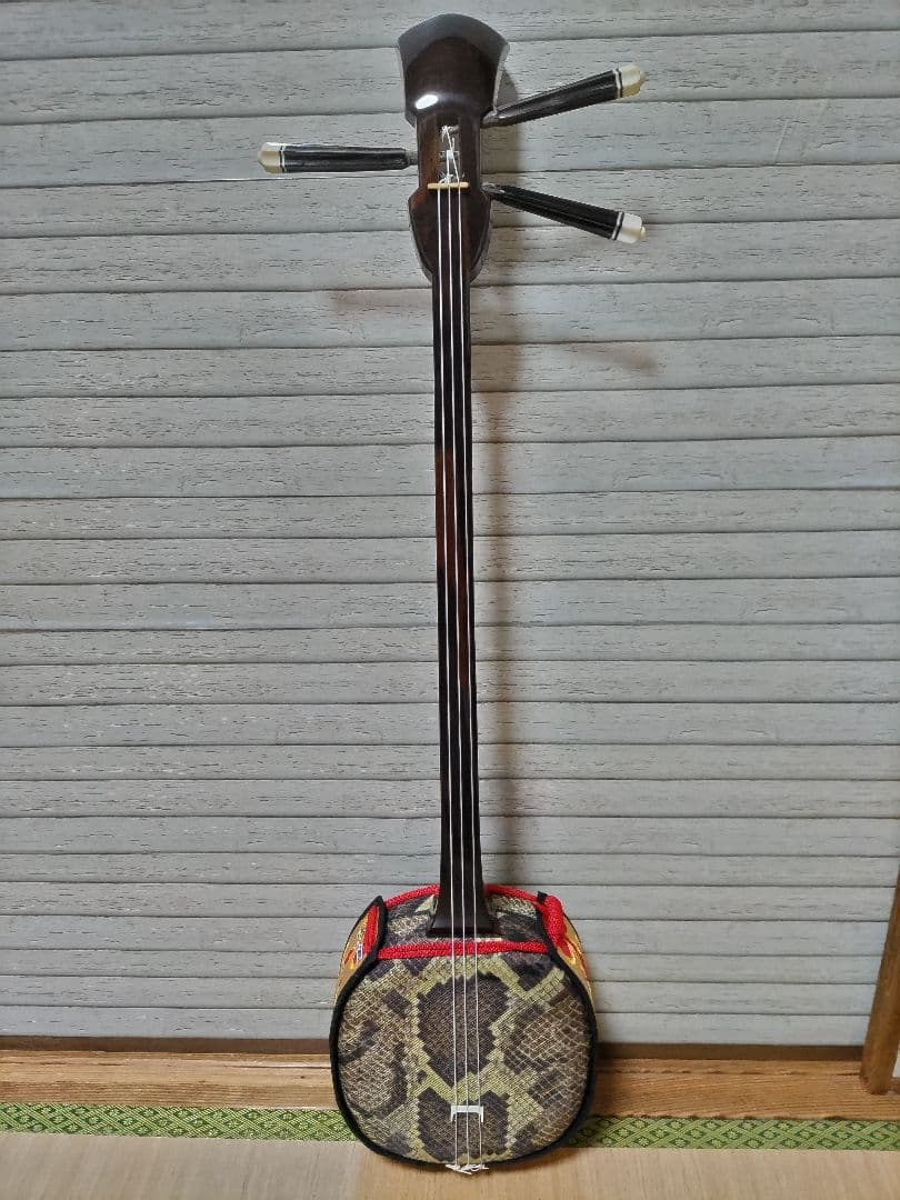 三線 練習用 沖縄 人工革 ヘビ柄