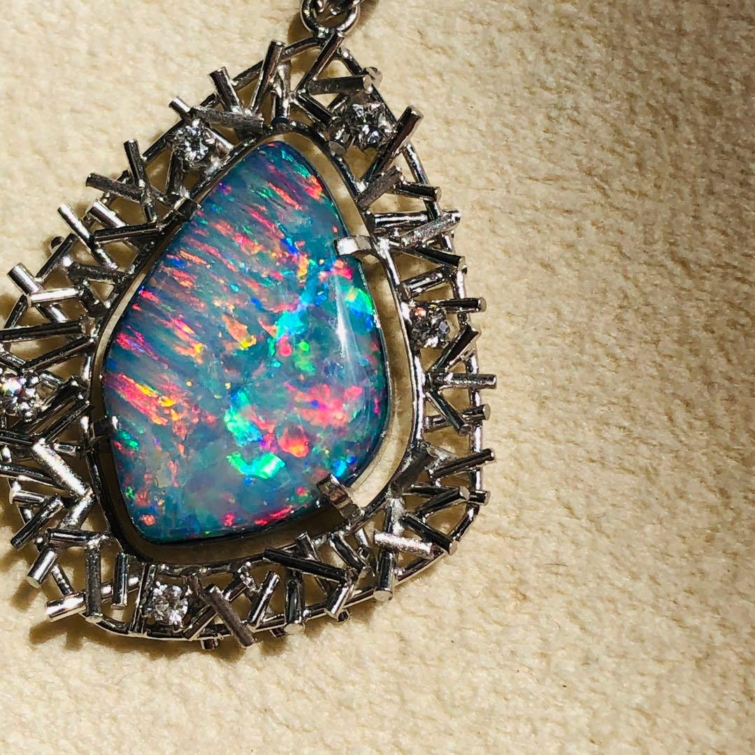 更紗✩です　ダイヤ付き 天然オパール プラチナ ペンダント チャーム 美品