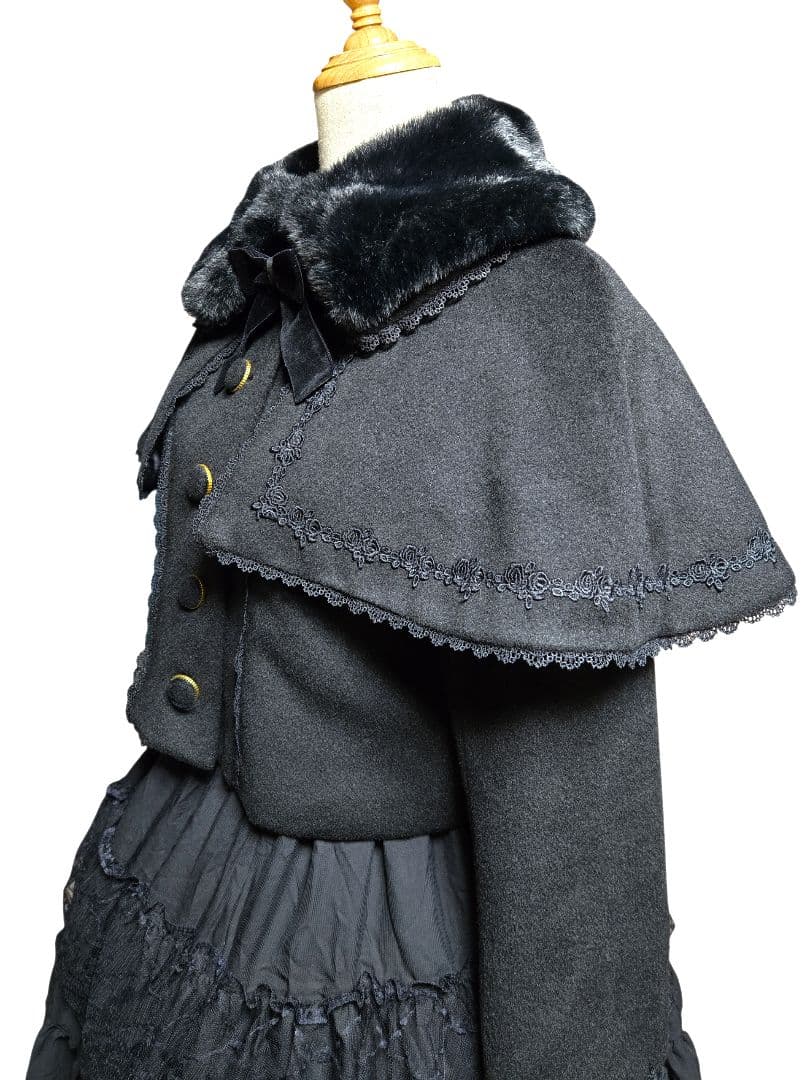 【美品】axes femme kawaii ケープ付ショートコート black