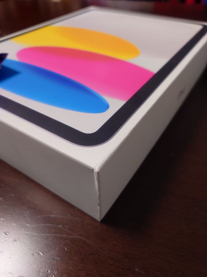 未使用 iPad 16 シルバー　土日価格