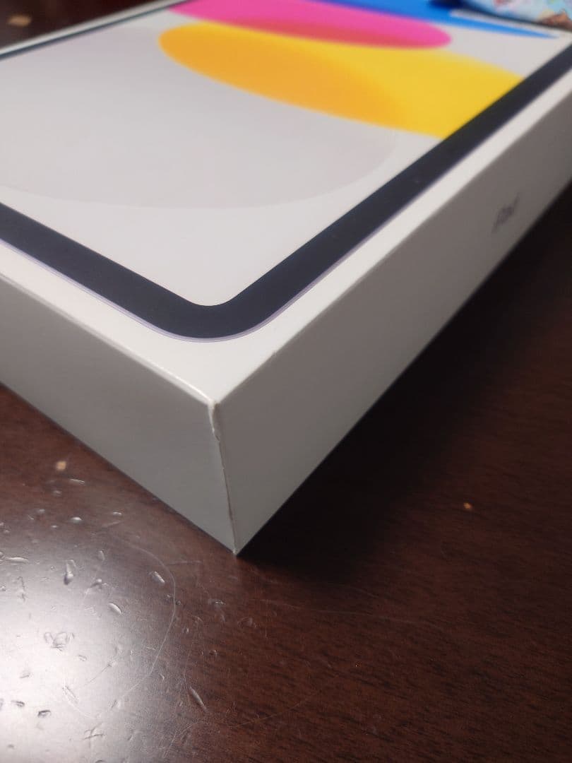 未使用 iPad 16 シルバー　土日価格