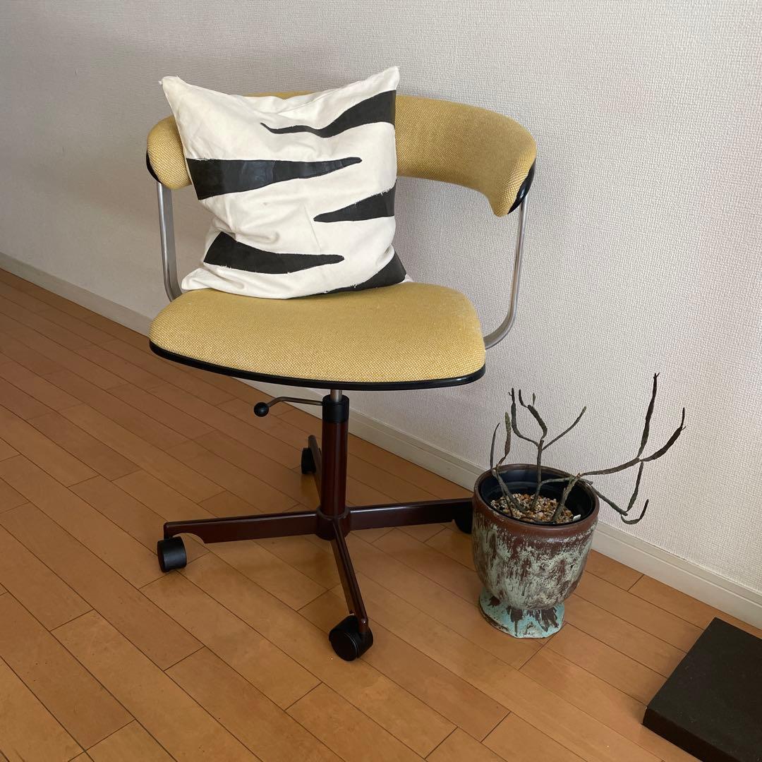 フリッツハンセン KEVI アーム チェア　FRITZ HANSEN 北欧