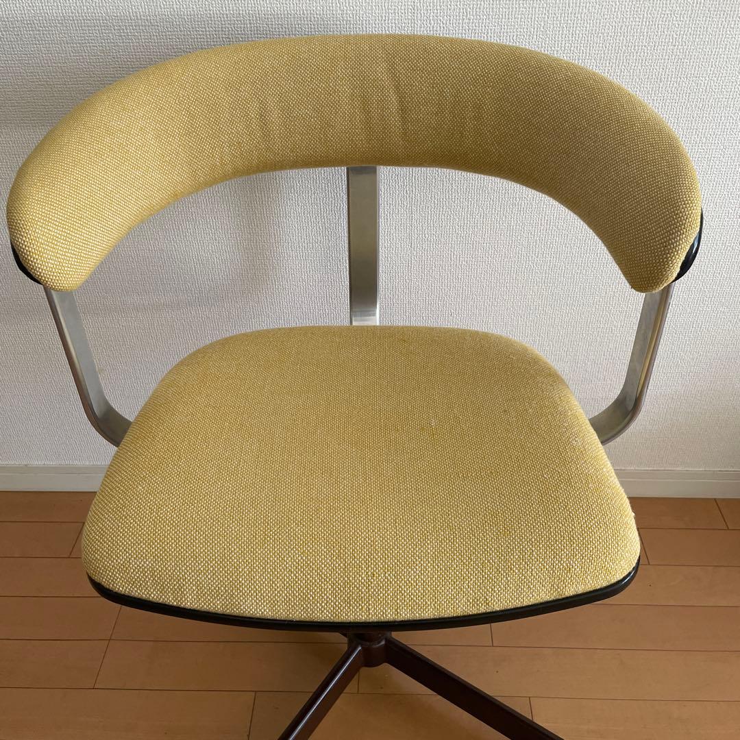 フリッツハンセン KEVI アーム チェア　FRITZ HANSEN 北欧