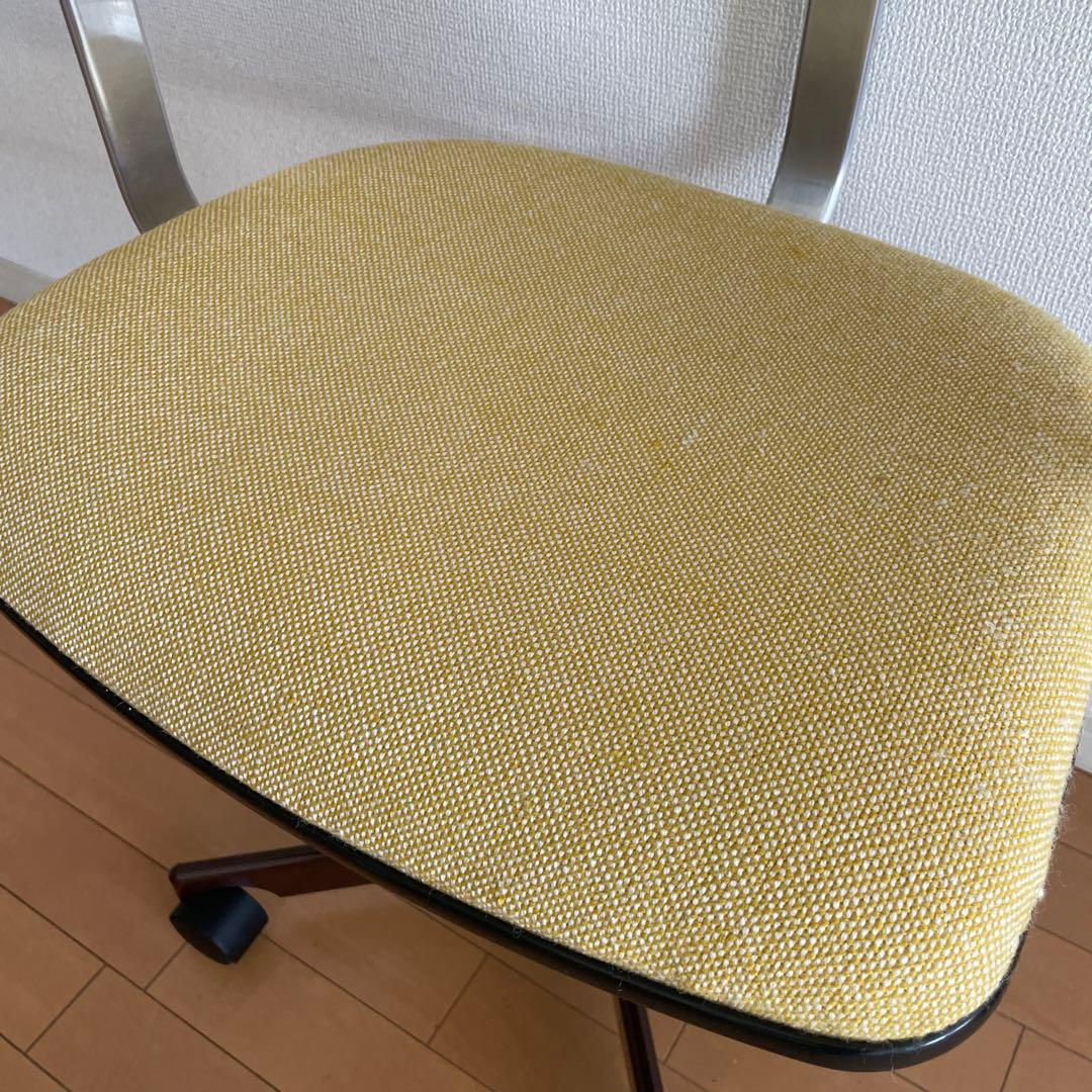 フリッツハンセン KEVI アーム チェア　FRITZ HANSEN 北欧