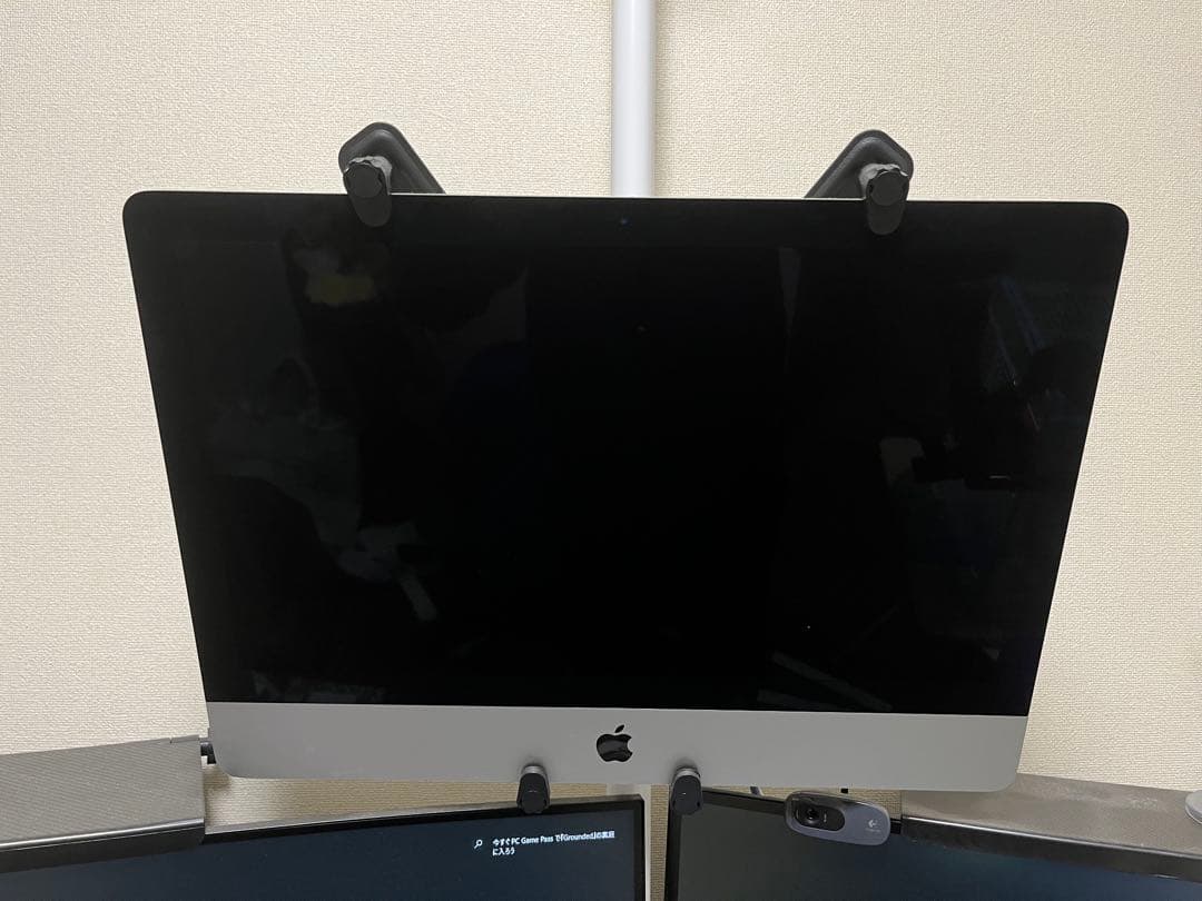 Apple iMac 2017 21.5本体 VESAマウント付き