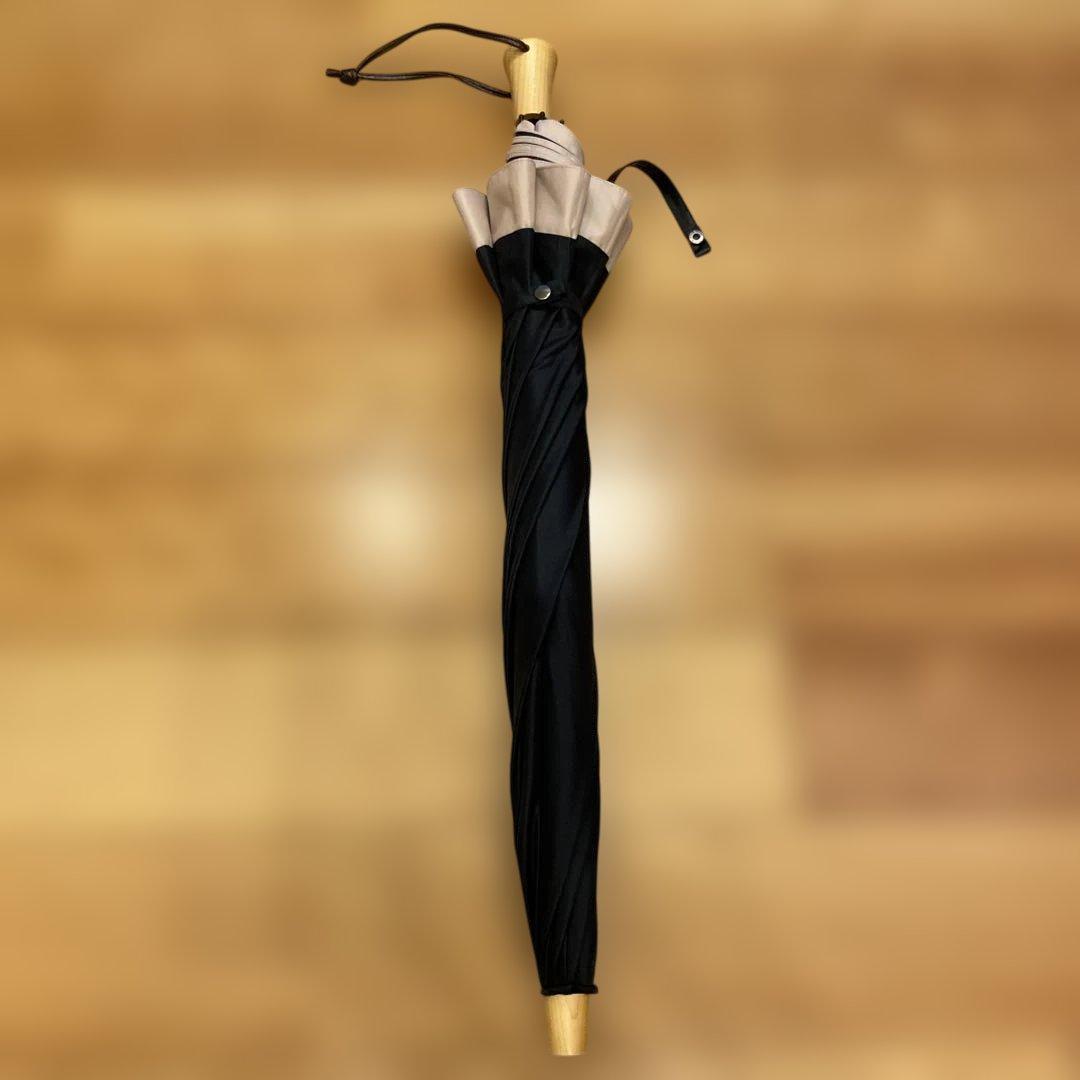 サンバリア100 黒×ピンクベージュ　2段折りたたみ日傘