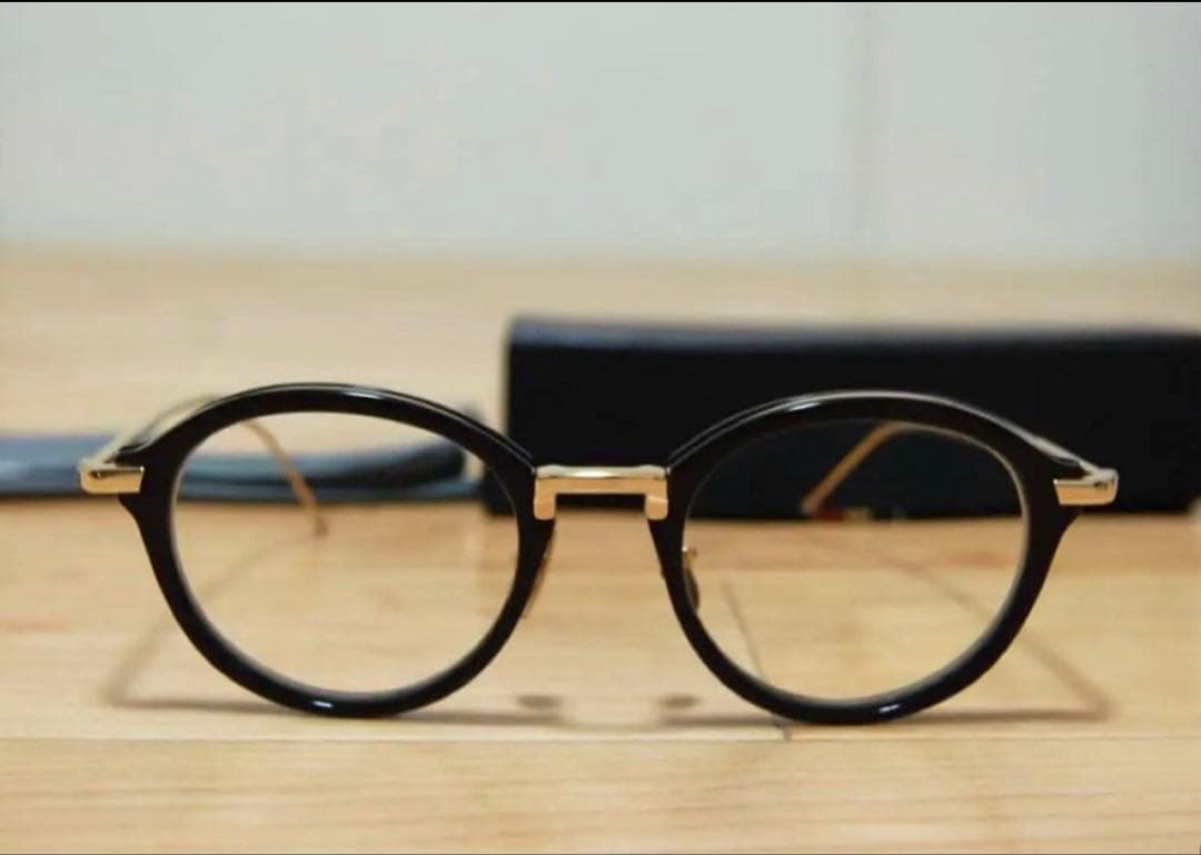 【国内正規品】THOM BROWNE TB-011 ゴールド