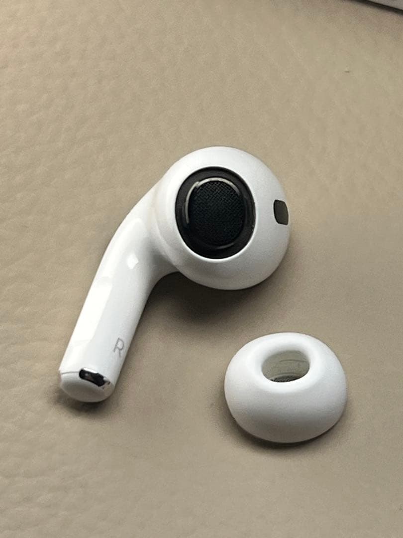 Apple AirPods pro第2世代イヤホン右耳のみA2698正規品美品