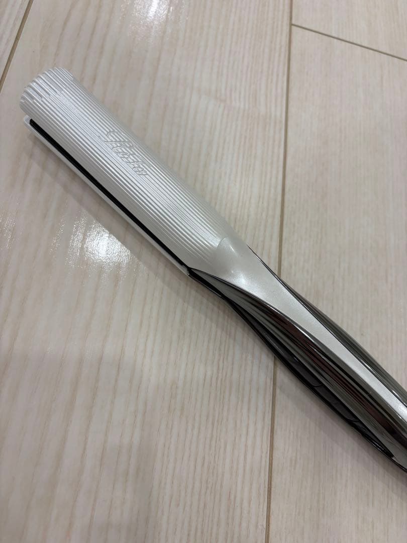 美品　ReFa BEAUTECH IRON RE-AC02A