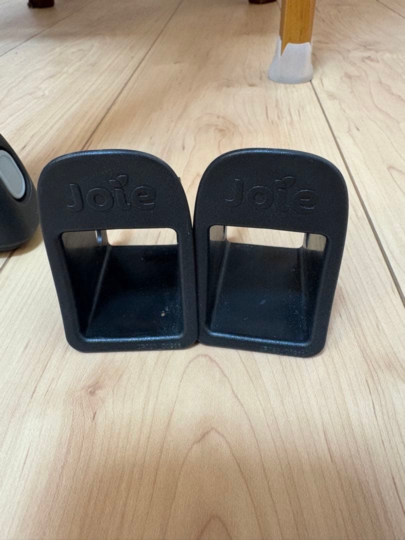 Joie アーク360 チャイルドシート ブラック　メルカリ市終了後値上げします