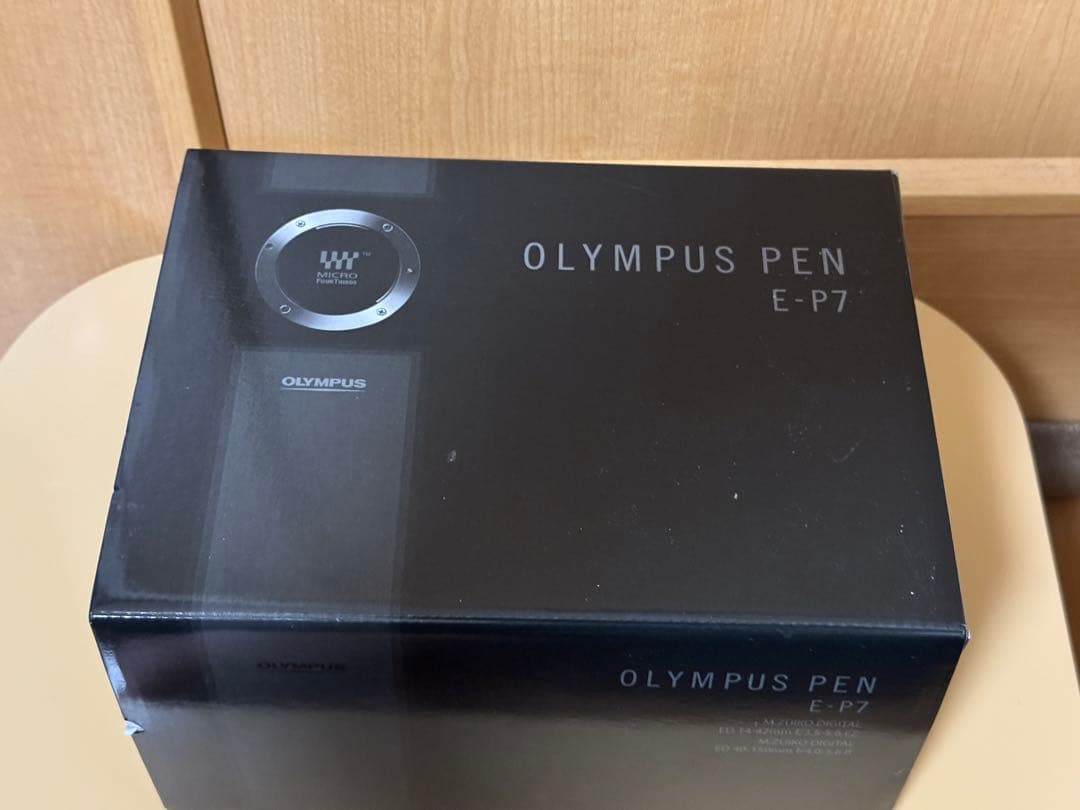 OLYMPUS PEN E-P7 EZ ダブルズームキット シルバー