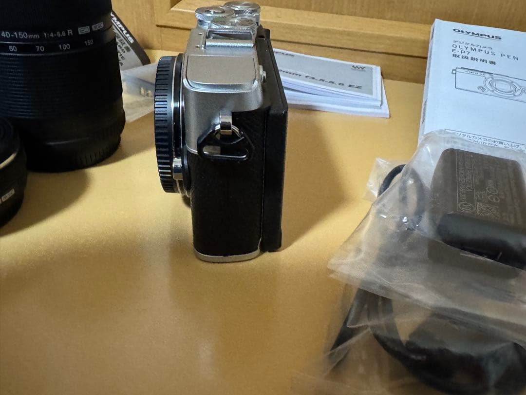 OLYMPUS PEN E-P7 EZ ダブルズームキット シルバー