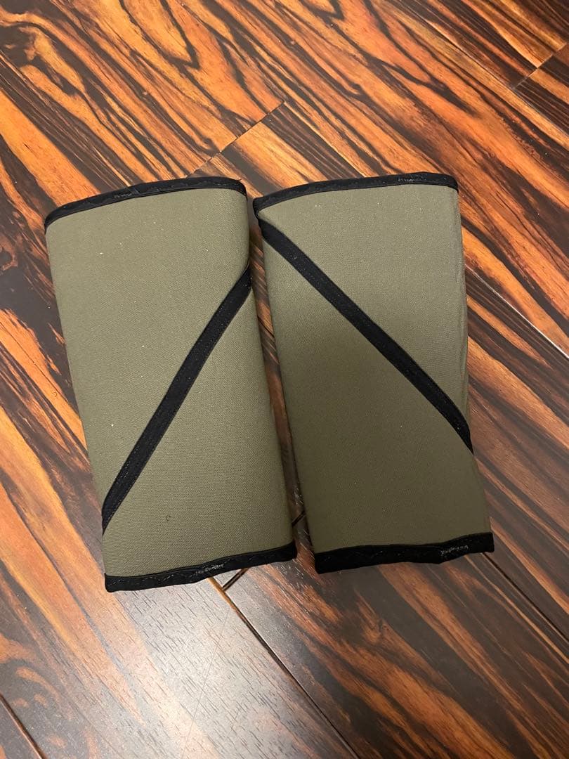 SBD ニースリーブ カーキ Sサイズ