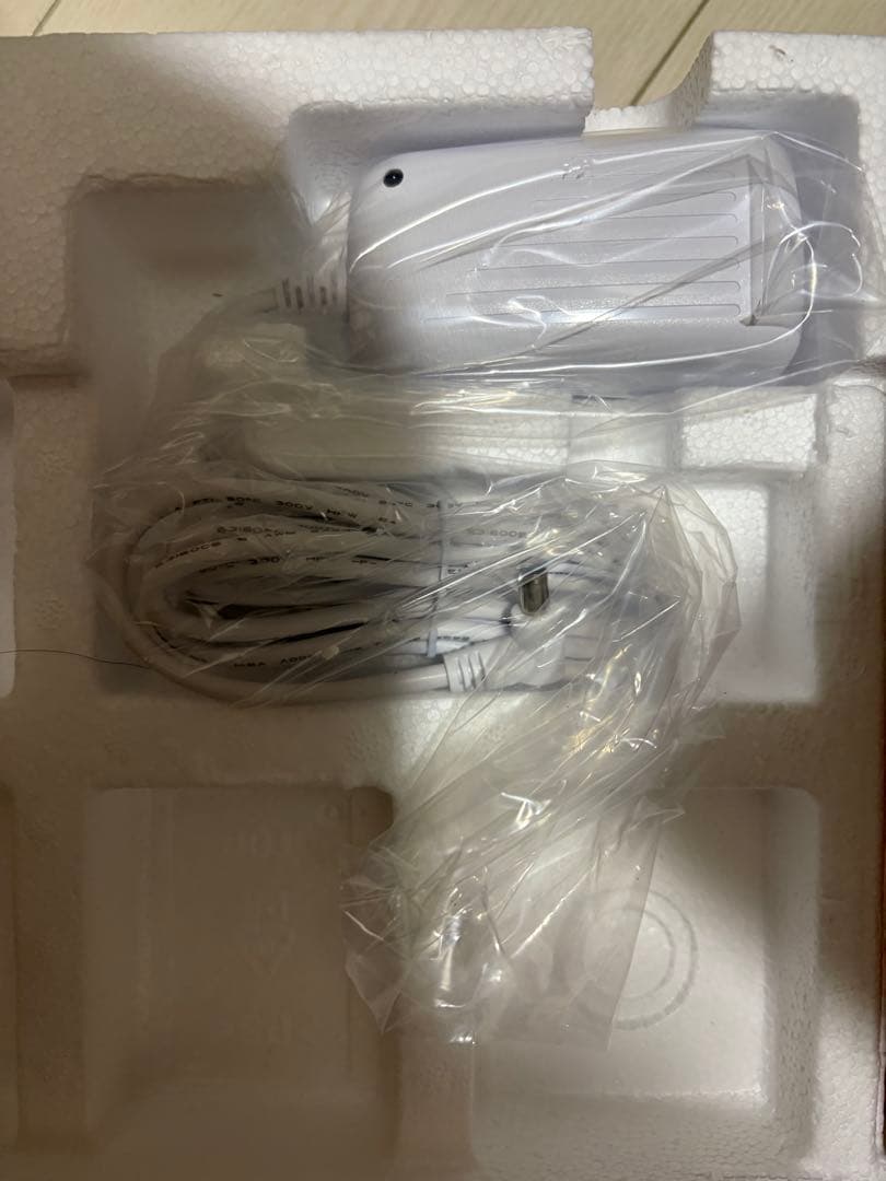 【開封済み未使用】空気清浄機 ホワイト系 FU-TC01-W