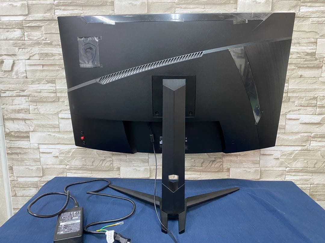 Msi 湾曲　ゲーミングモニター　MAG 325CQRF-QD 23年製